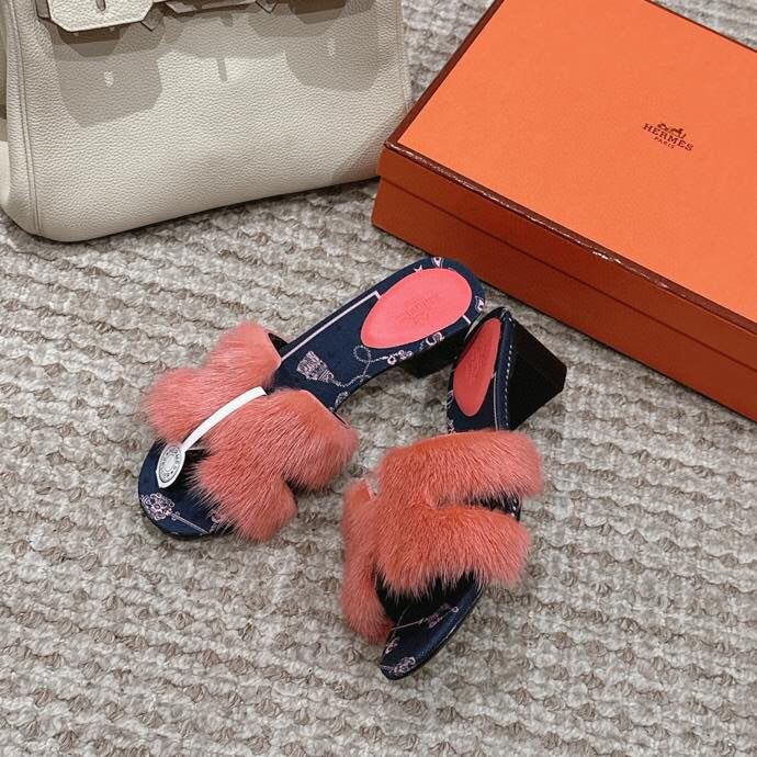 Hermes Slippers